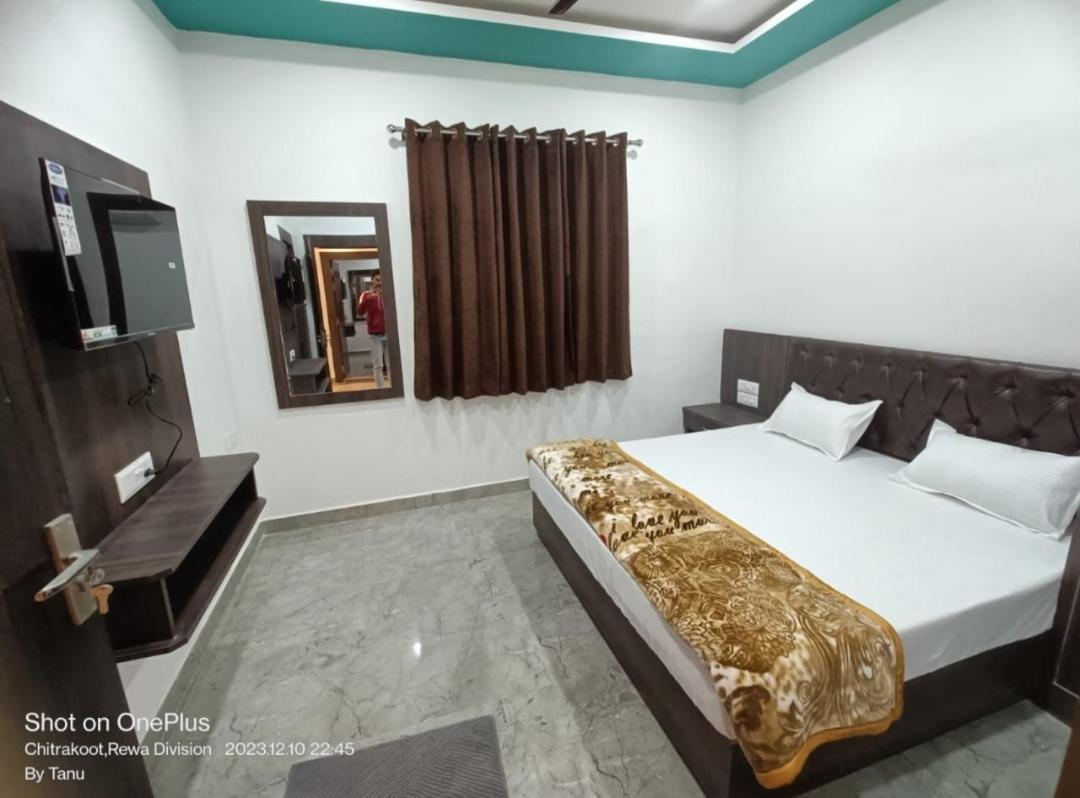 Hotel Parvati Residency Sitapur Muafi Экстерьер фото